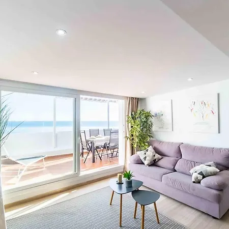 Luxury Sea View Penthouse - *