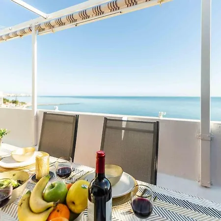Luxury Sea View Penthouse - Apartment