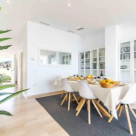 아파트 Luxury Sea View Penthouse - 푸엔히롤라