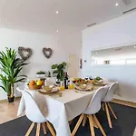 דירה Luxury Sea View Penthouse - *
