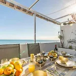 דירה Luxury Sea View Penthouse - פואנגירולה